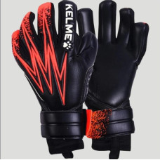 Воротарські рукавички Kelme Training чорно-оранжеві 9896409.9009