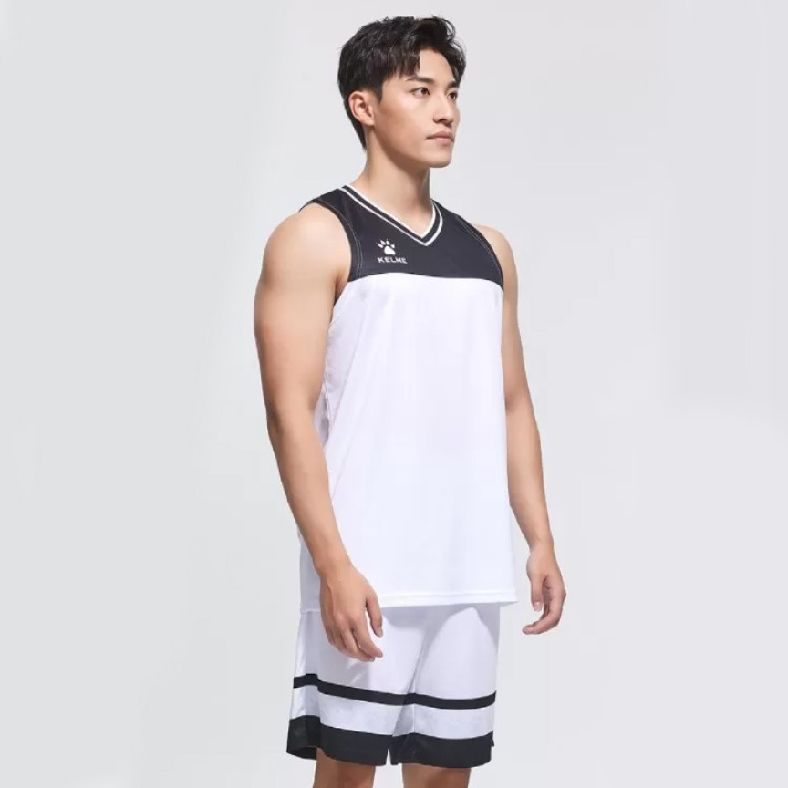 Комплект баскетбольної форми біло-чорний KELME 8252LB1002.9103 Комплект баскетбольної форми біло-чорний KELME 8252LB1002.9103